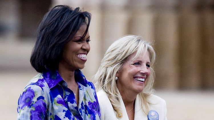 Michelle Obama und Jill Biden im Jahr 2008.