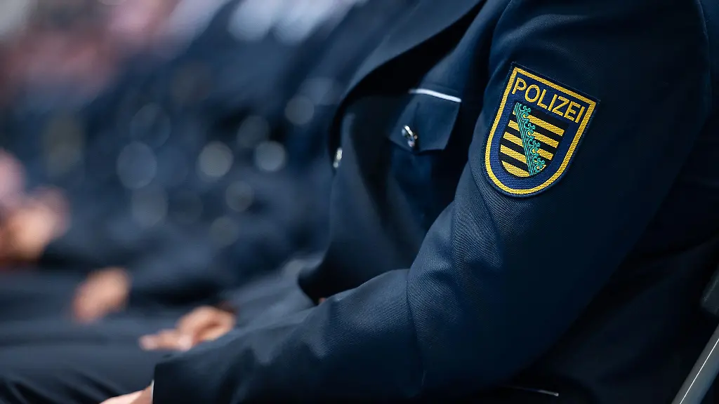 In-den-Reihen-der-saechsischen-Polizei-gibt-es-20-neue-Verdachtsfaelle-hinsichtlich-Rechtsextremismus