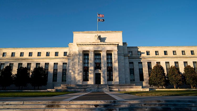 Die US-Notenbank stützt die Wirtschaft mit monatlich120 Milliarden Dollar.