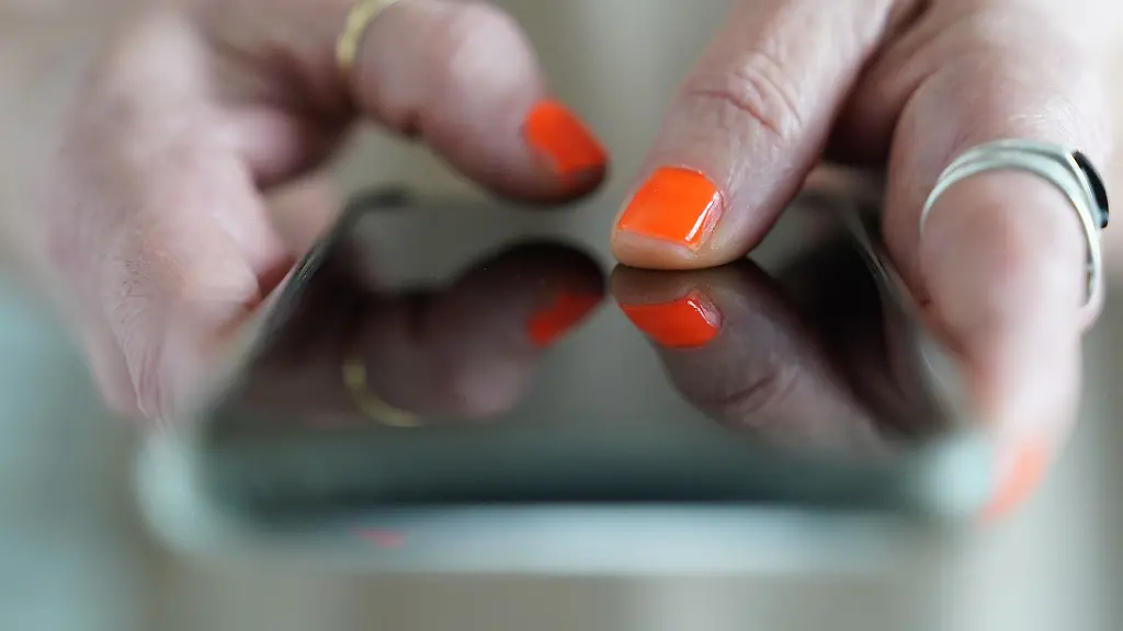 Bewerberinnen-und-Bewerber-sollten-sich-darueber-im-Klaren-sein-dass-Job-Angebote-ueber-Messenger-Dienste-nicht-serioes-sind