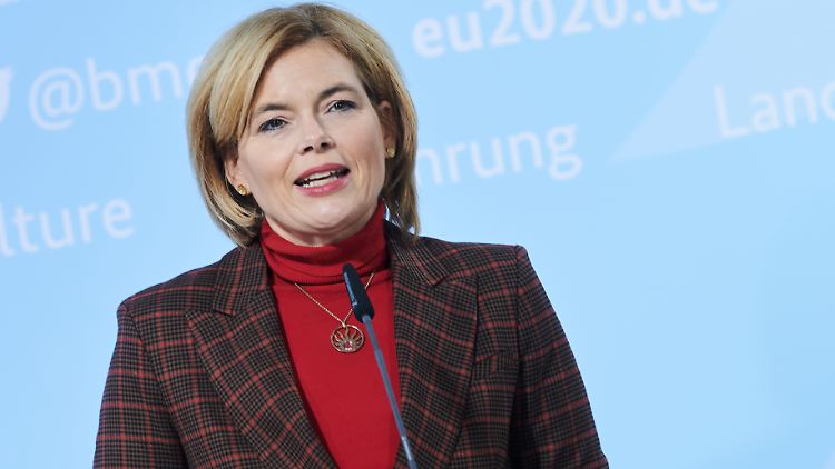 Klöckner sagte, auch eine Frau könne das höchste Staatsamt bekleiden.