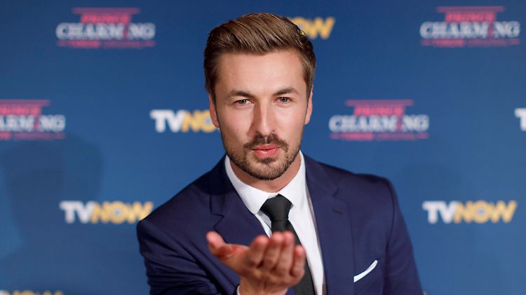 Der ehemalige "Prince Charming" Nicolas Puschmann hat das Beziehungs-Aus noch nicht verarbeitet.