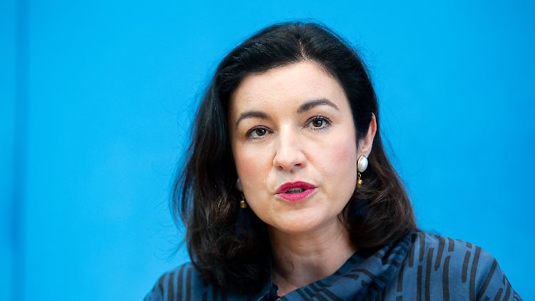 2021 werde "das Jahr der digitalen Bildung", kündigt Dorothee Bär an.