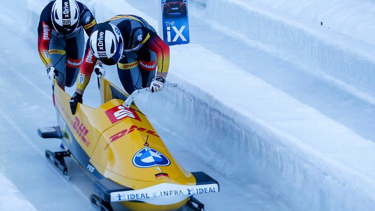 Francesco Friedrich (rechts) und Alexander Schüller siegten in Innsbruck.