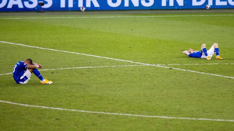 Ein Bild, das den Zustand des FC Schalke 04 gut zusammenfasst.