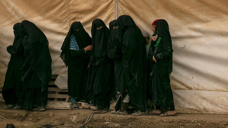 Nach dem Ende des selbsternannten Kalifats: IS-Anhängerinnen im Lager al-Hul in Syrien.