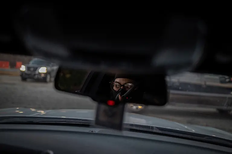 2025-02-14T143712Z-3146546987-MRPRC2COCAW92X6-RTRMADP-3-USA-TRUMP-MIGRATION-ICE