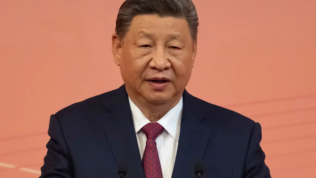 Chinas-Staatschef-Xi-Jinping-empfing-wichtige-Unternehmensbosse-in-Peking