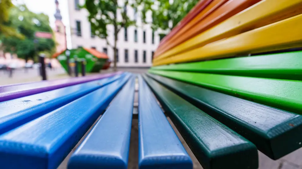 Die-Dunkelziffer-bei-Straftaten-gegen-queere-Menschen-ist-hoch