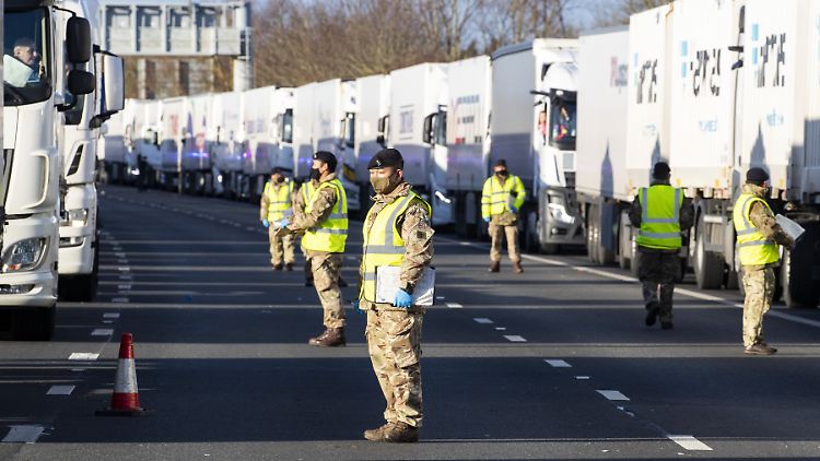 Mehr als 15.000 Tests ermöglichten rollende LKW-Reifen gen Frankreich.