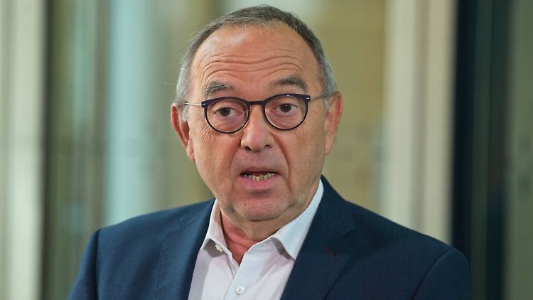 Norbert Walter-Borjans führt die SPD mit Saskia Esken. 