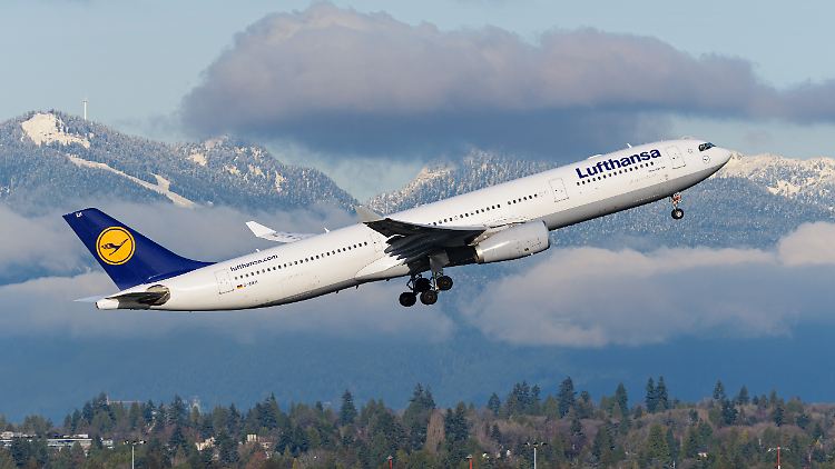 Eine Impfpflicht, wie sie die australische Fluggesellschaft Quantas plant, ist wohl bei der Lufthansa nicht vorgesehen. 