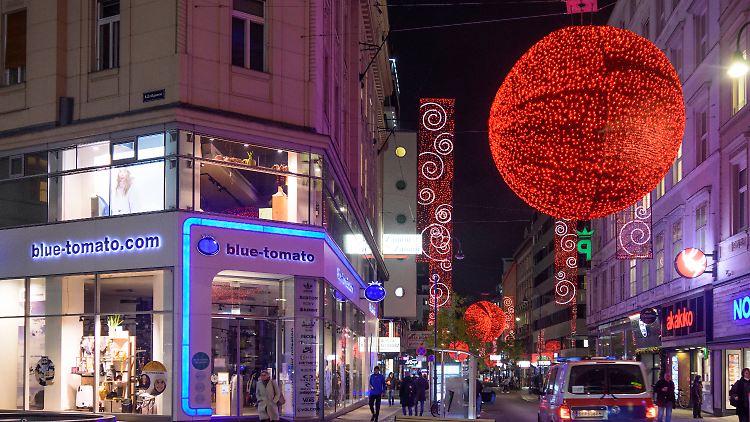 Am zweiten Weihnachtstag sind die Ausgangsbeschränkungen in Österreich erneut verschärft worden.