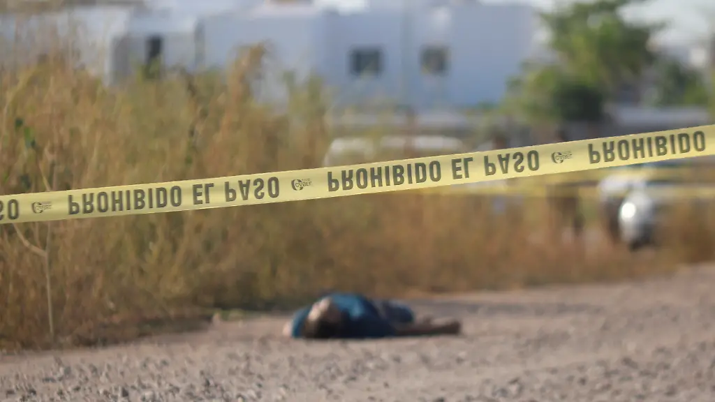 2024-10-16T220843Z-2100924197-RC2XKAAA9T03-RTRMADP-3-MEXICO-VIOLENCE