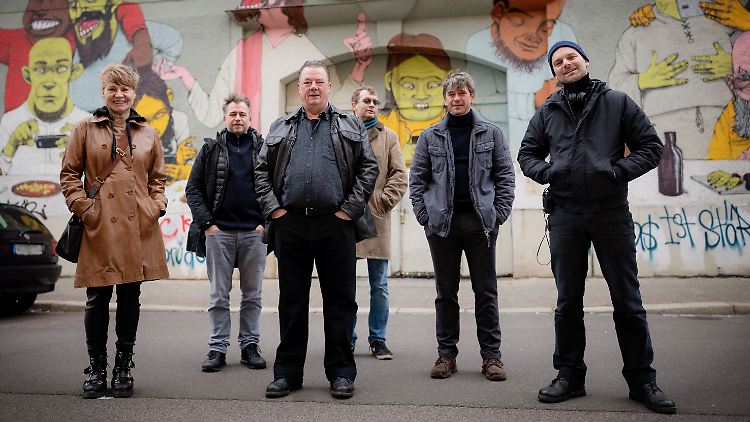Das Polizeiruf-Team steht zum Drehstart der Jubiläumsfolge bereit. Die Ausstrahlung ist im Mai geplant.