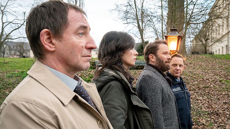 Die vier Hauptdarsteller des Weimarer "Tatorts", von links nach rechts: Stich (Thorsten Merten), Dorn (Nora Tschirner), Lessing (Christian Ulmen), Lupo (Arndt Schwering-Sohnrey).