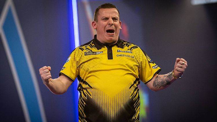 Dave Chisnall trifft im Viertelfinale auf Superstar Michael van Gerwen.