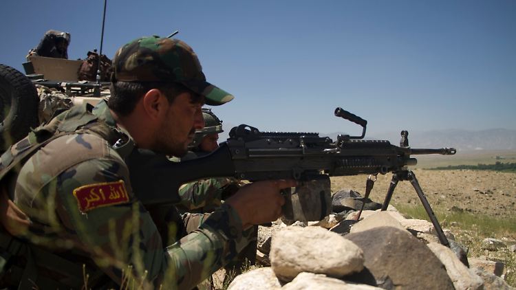 Der Versuch von Friedensverhandlungen mit den Taliban stuft die "International Crisis Group" als sehr gefährlich ein.