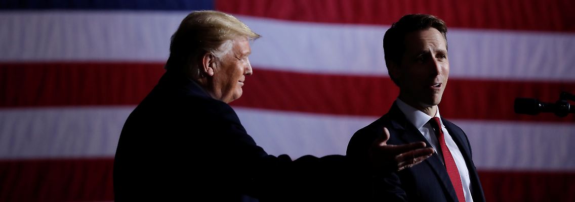 2018-11-02T004904Z_642622_RC1D80296500_RTRMADP_3_USA-ELECTION.JPG