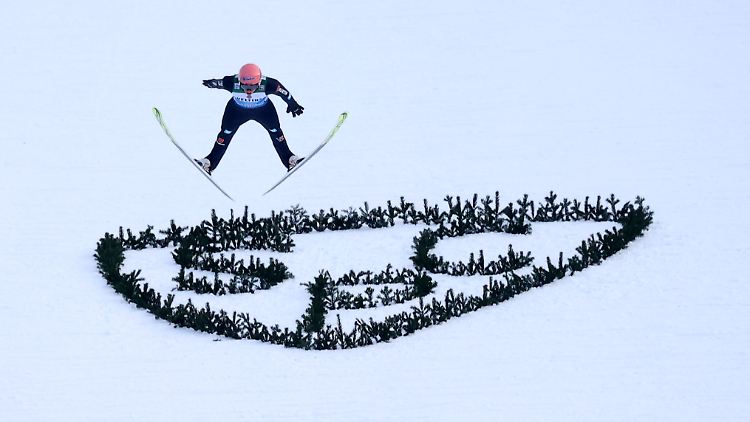 Beim Neujahrsspringen reichte es für Karl Geiger "nur" für Platz fünf.