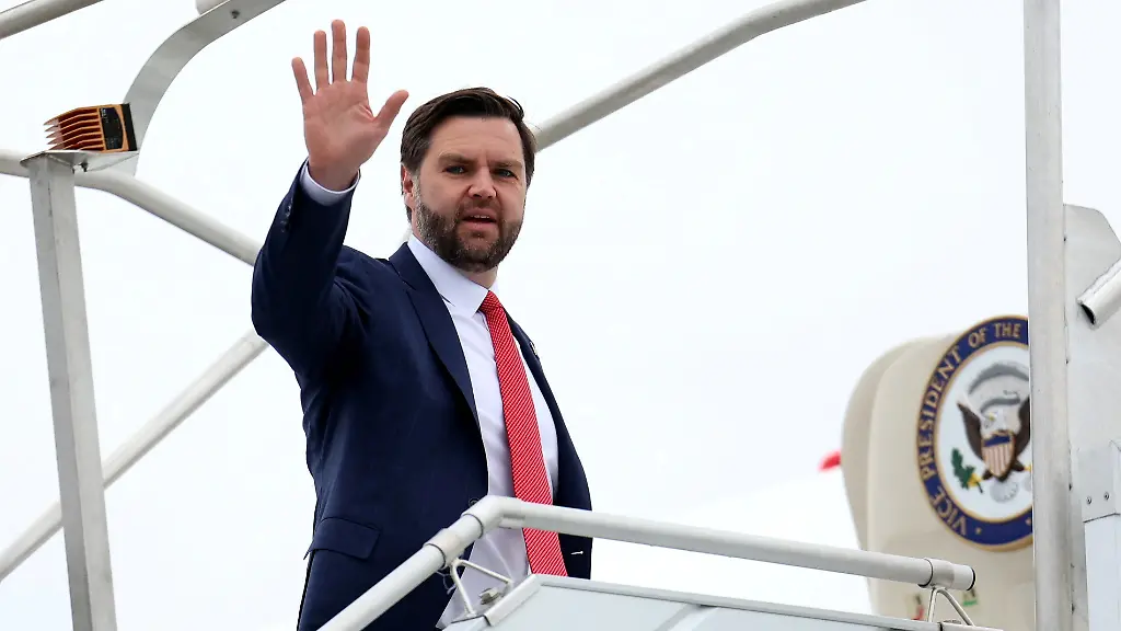 251385019b2c40d9a6c78a24675d3ad9