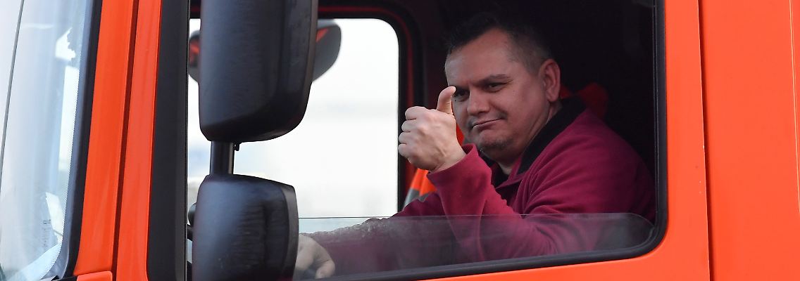 2021-01-01T151409Z_994779077_RC23ZK96SLH1_RTRMADP_3_BRITAIN-EU-DOVER.JPG