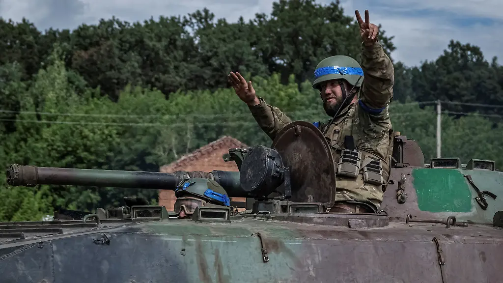 2024-08-10T150004Z-764896670-RC20D9AAPLAU-RTRMADP-3-UKRAINE-CRISIS-RUSSIA-KURSK-BORDER