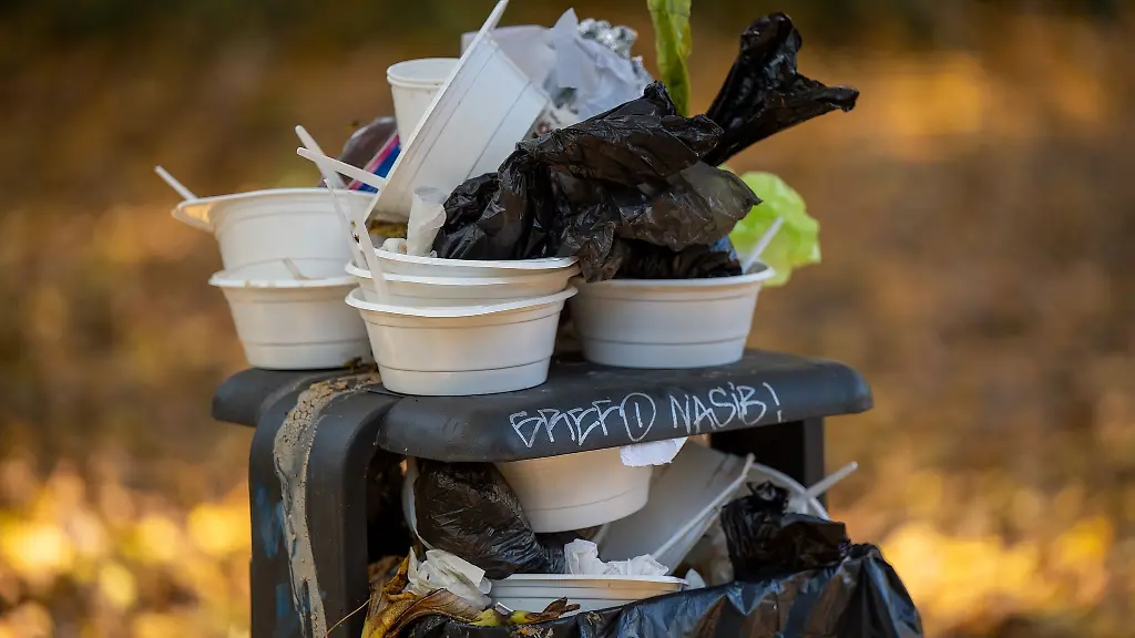 In-Koeln-bahnt-sich-die-Einfuehrung-einer-Verpackungssteuer-an