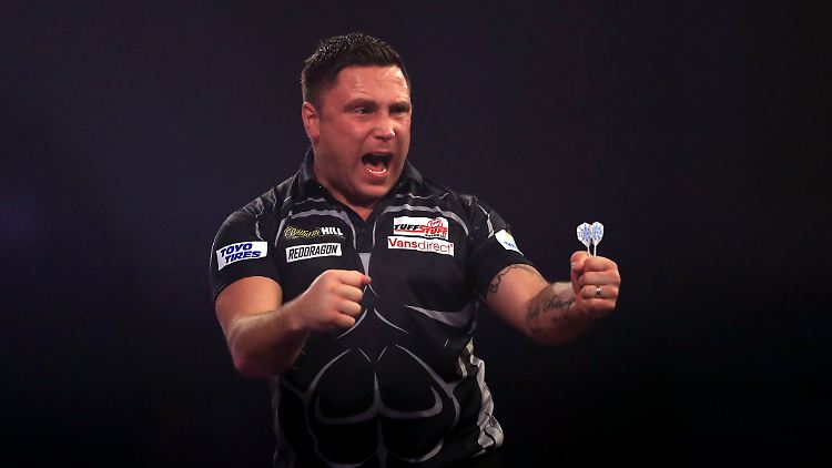 Gerwyn Price muss länger auf seinen WM-Triumph warten als nötig.