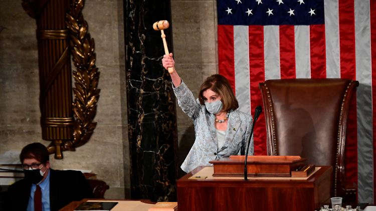 Nancy Pelosi bleibt Vorsitzende des US-Repräsentantenhauses.