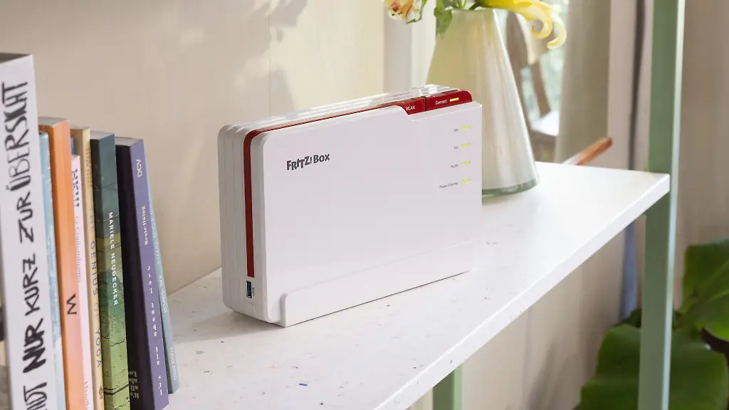 AVM-Lifestyle-2023-0615-FRITZBox-5690-Pro