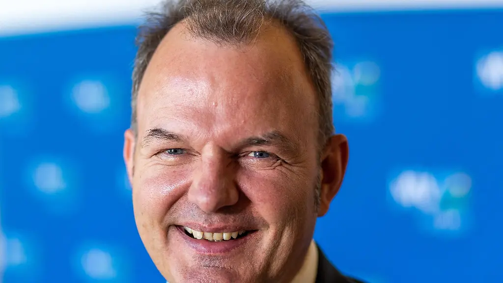 Junge-Menschen-interessieren-sich-wieder-staerker-fuer-die-duale-Ausbildung