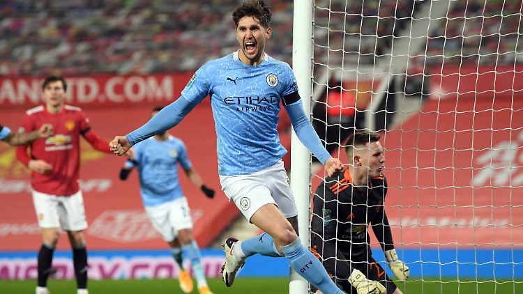 John Stones jubelt über seinen Führungstreffer