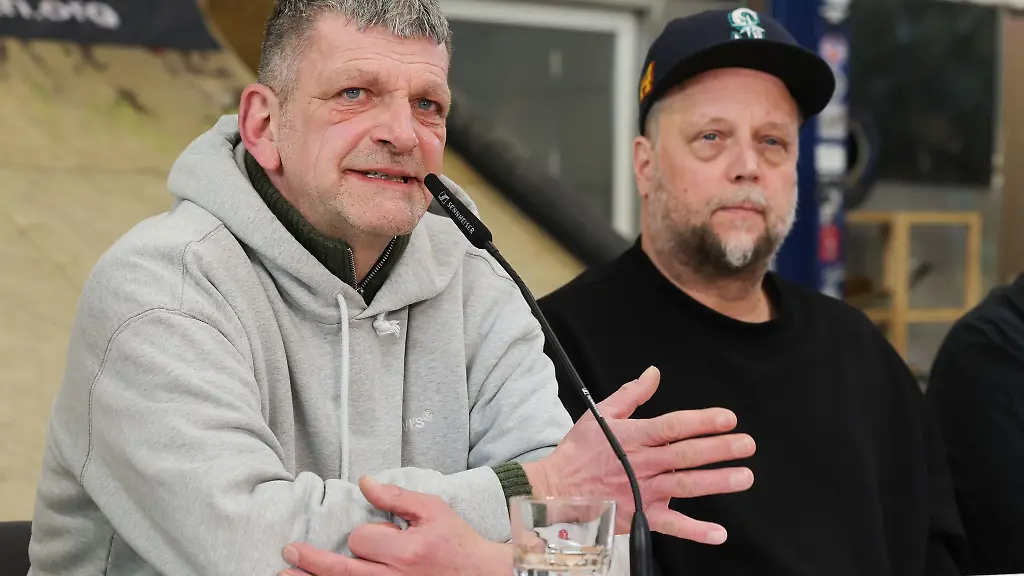 Initiator-Joern-Menge-links-und-Rapper-Smudo-setzen-sich-schon-seit-ueber-20-Jahren-gegen-Rechtsextremismus-ein