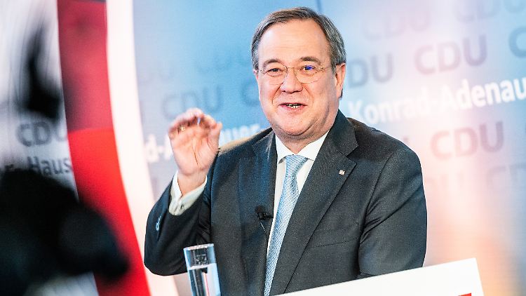 Die Stimmen der Frauen in seiner Partei könnten Laschet bei der Abstimmung Aufwind geben.