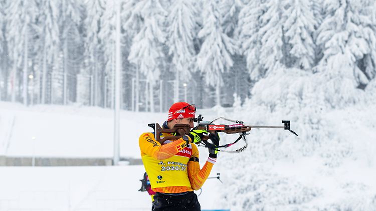 Arnd Peiffer konnte sich nach drei Fehlern nicht einmal unter den besten 40 platzieren.
