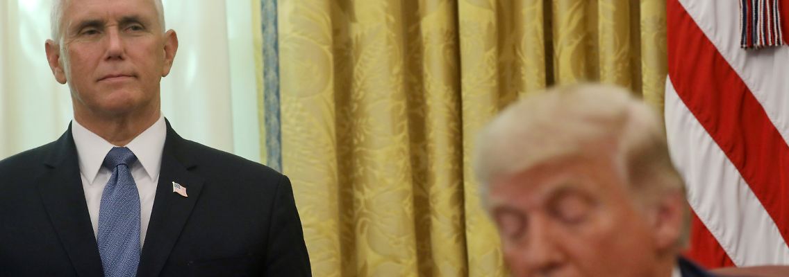 2020-09-04T210312Z_2127873785_RC2XRI9CSRR6_RTRMADP_3_USA-TRUMP.JPG