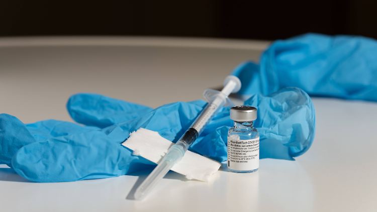 Bis zu zwei Milliarden Impfdosen wollen Biontech und Pfizer in diesem Jahr produzieren.
