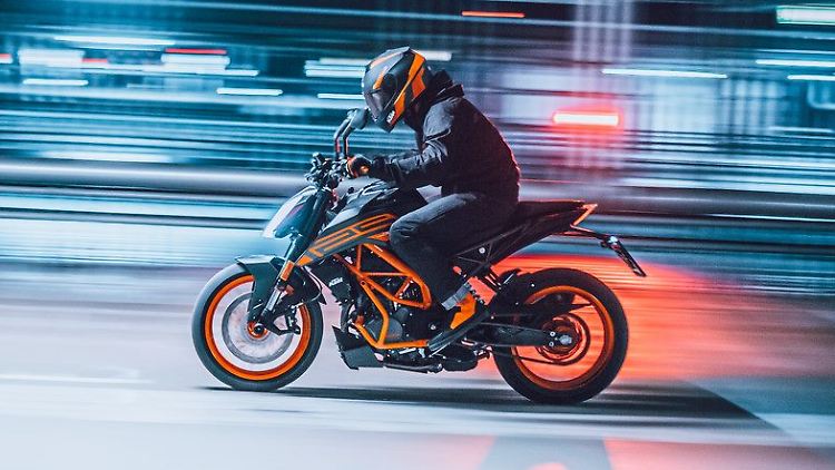 Bei den Leichtkrafträdern belegt die KTM 125 Duke mit 5367 Zulassungen den ersten Platz.