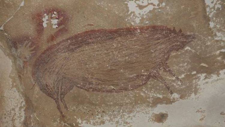Das lebensgroße Abbild des Sulawesi-Warzenschweins wurde mit dunkelroten Ockerpigmenten gemalt.