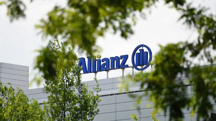 Seit Jahren fordern Umweltschützer, dass die Finanzbranche ihren Einfluss für den Klimaschutz nutzt.