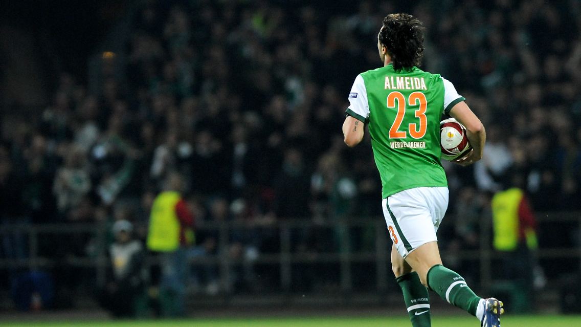 Almeida erzielte in 117 Bundesligaspielen für die Norddeutschen 41 Tore.