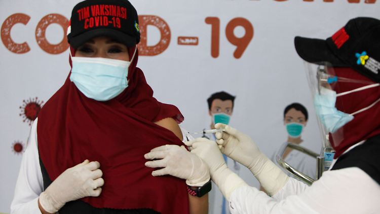 Der in Indonesien benutzte Impfstoff ist nach muslimischen Vorschriften rein, also halal.