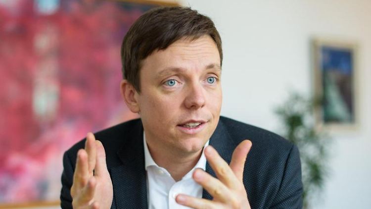 Er selbst würde sich mit dem Vakzin von Astrazeneca impfen lassen - Saarlands Ministerpräsident Tobias Hans.