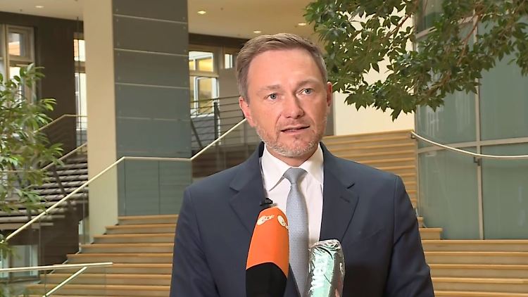 Lindner.JPG