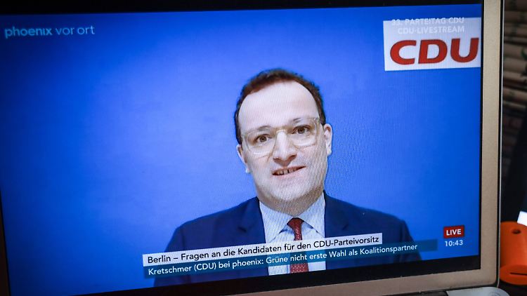 Jens Spahn meldet sich zu Wort - aber nicht mit einer Frage.