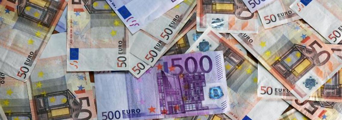 Eine in der EU wohl langsam einmalige "Beziehung" - die Deutschen und ihr geliebtes Bargeld.