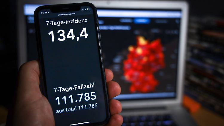 Die Sieben-Tage-Inzidenz in Deutschland ist rückläufig - ist das schon die Trendwende?