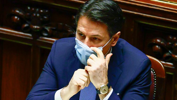 Fast eine Stunde lang warb Conte um das Vertrauen der Abgeordneten.  