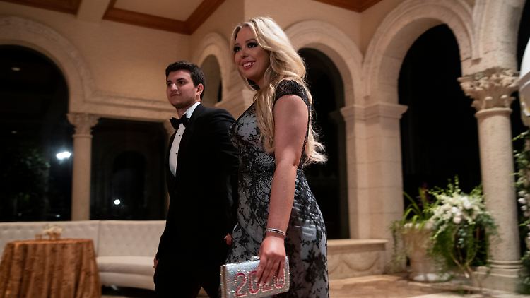 Ein letztes Erinnerungsfoto im Weißen Haus: Die 27-Jährige Tiffany Trump nimmt Abschied von der Zeit als First Family.